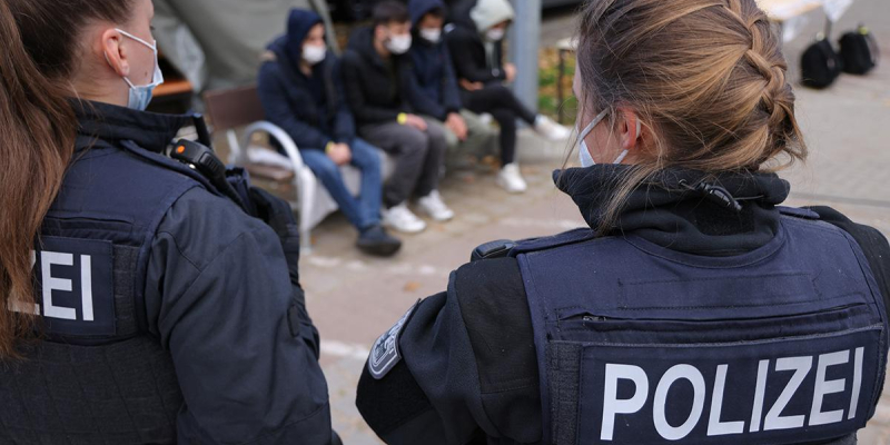 Bild сообщил о попытках нелегальных мигрантов попасть в ЕС через